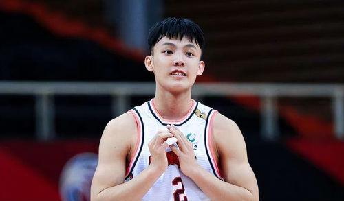 cba徐杰最新消息爆料,揭秘赛场内外精彩瞬间！”